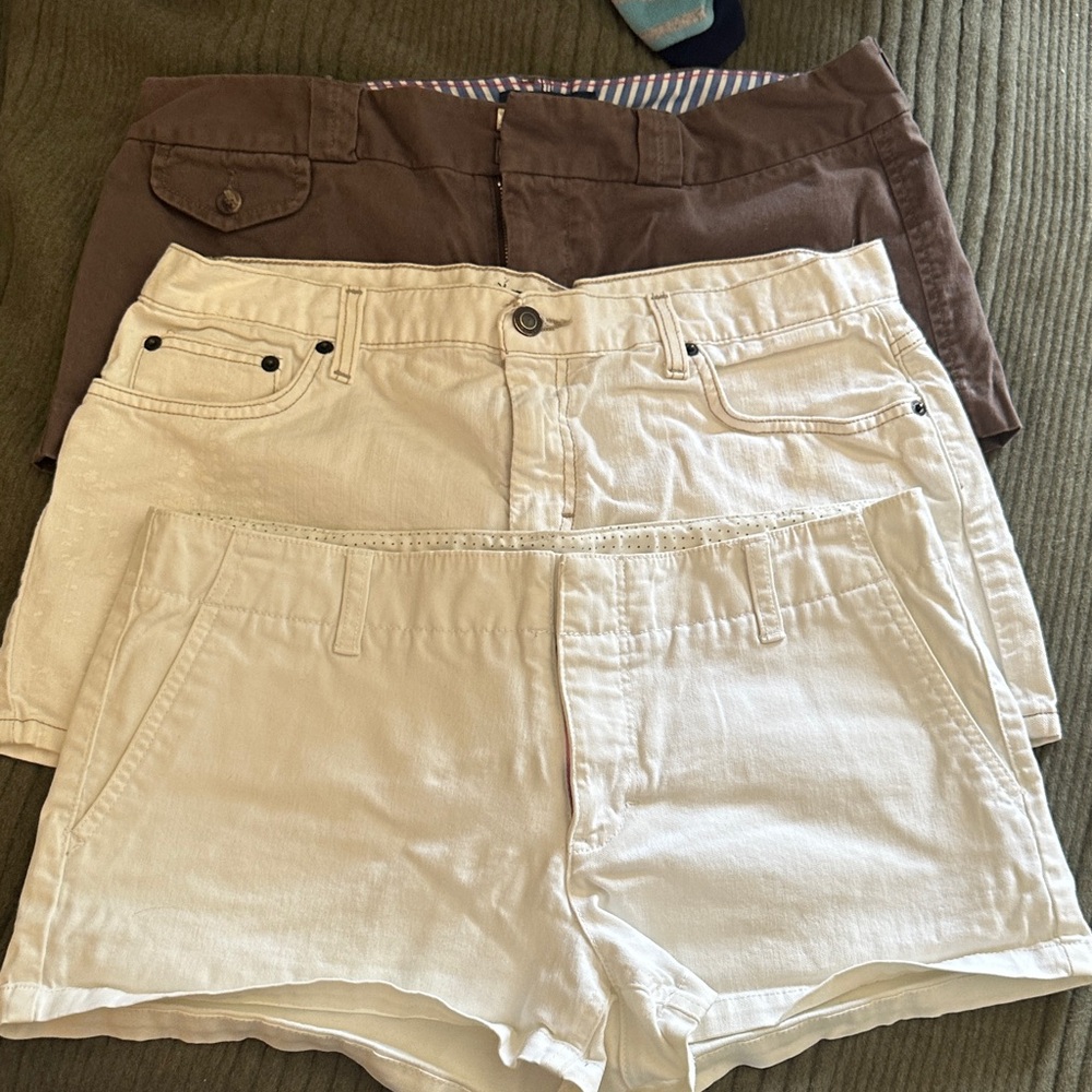 Stylish Women's Shorts Set - White and Brown